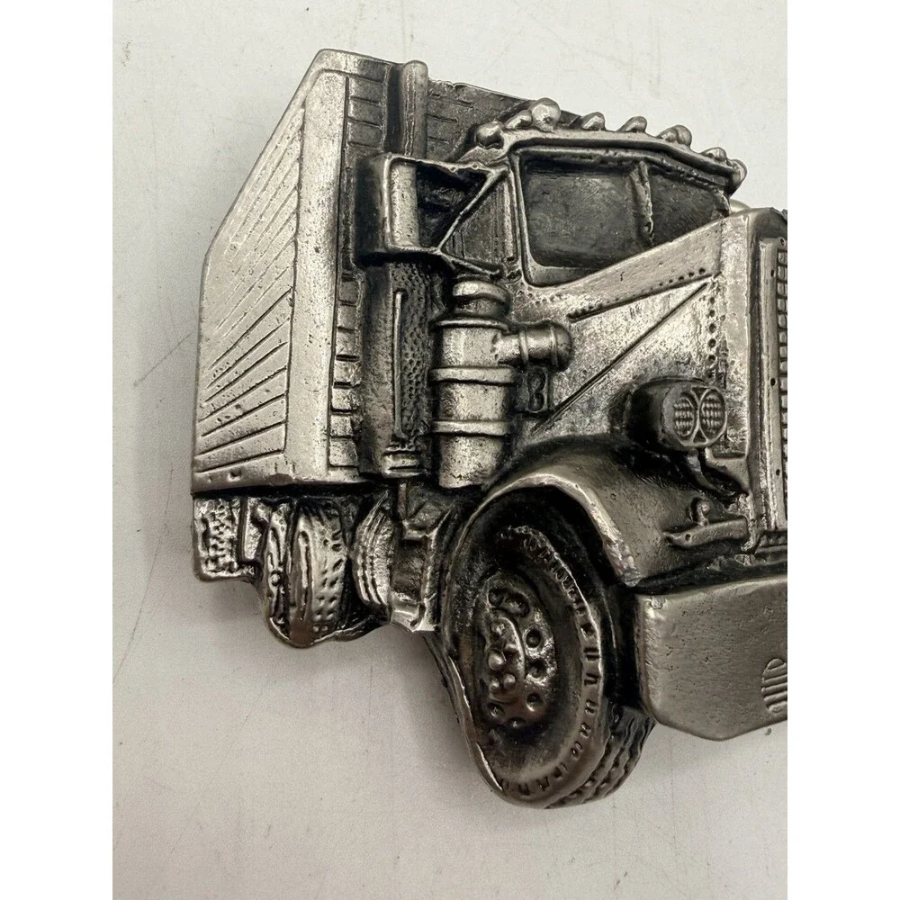 Vintage Metal 18 Wheeler Big Rig Tractor Trailer Dump Truck Belt Buckle # 2047